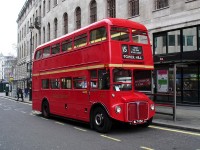 Tradycyjnym double-decker bus-em po centrum Londynu